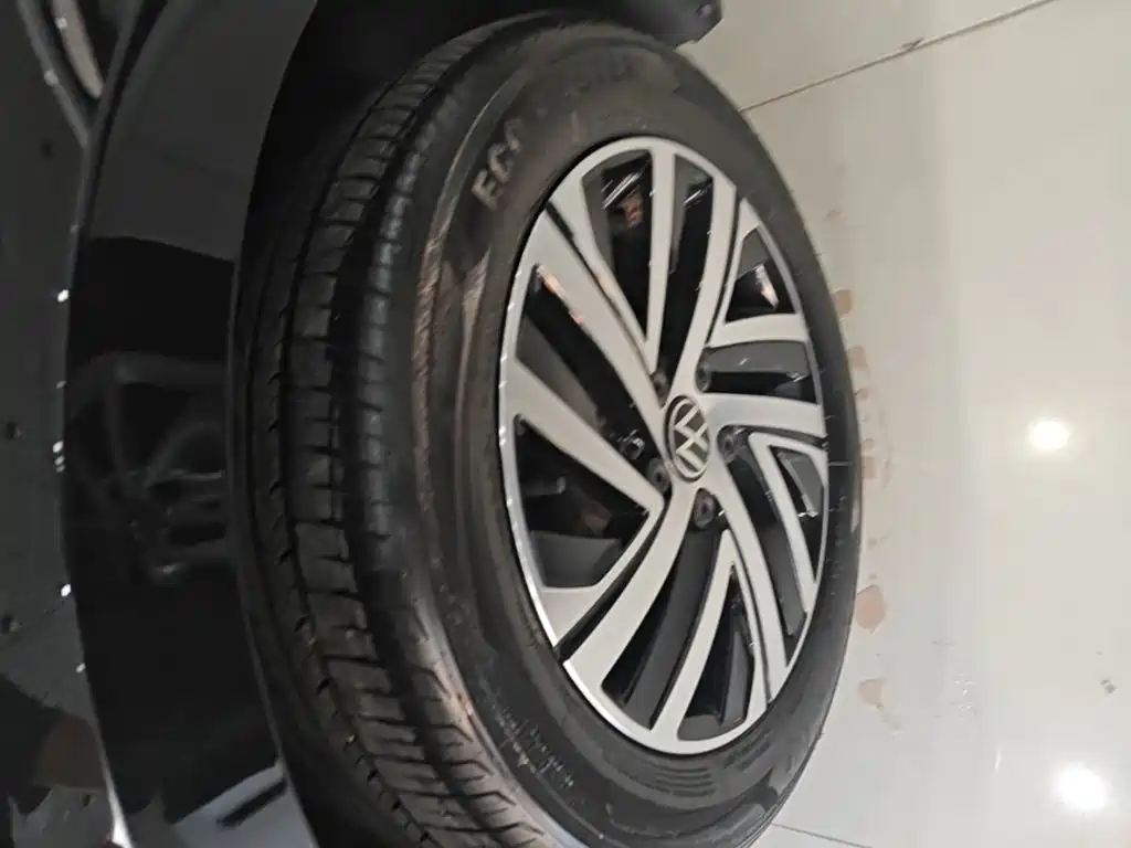 Volkswagen Lavida — миниатюра 23