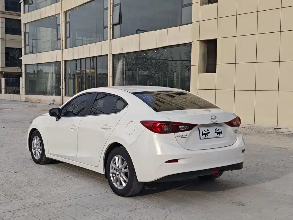 MAZDA 3 ANGKESAILA