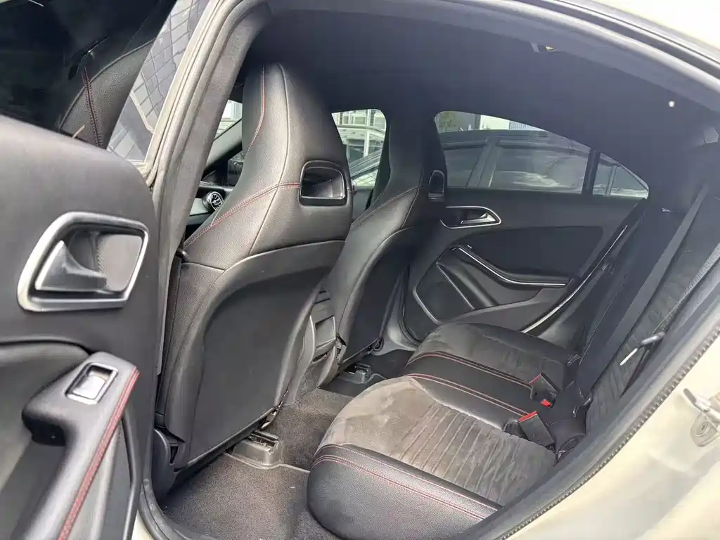 Mercedes-Benz CLA (Import) — миниатюра 8