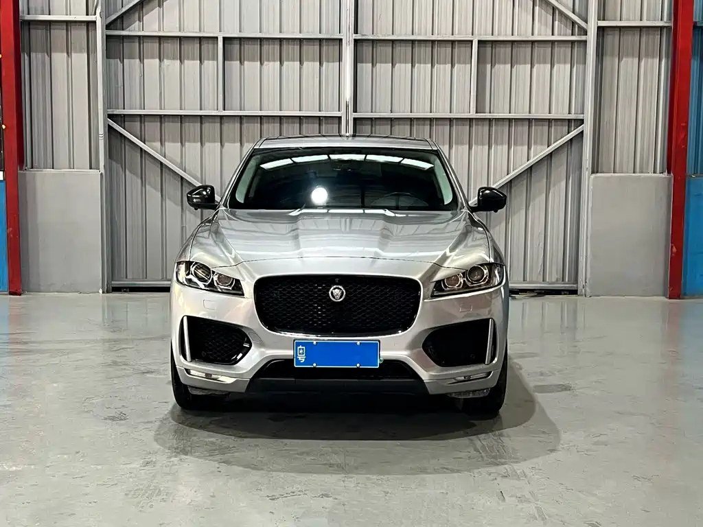 JAGUAR F PACE