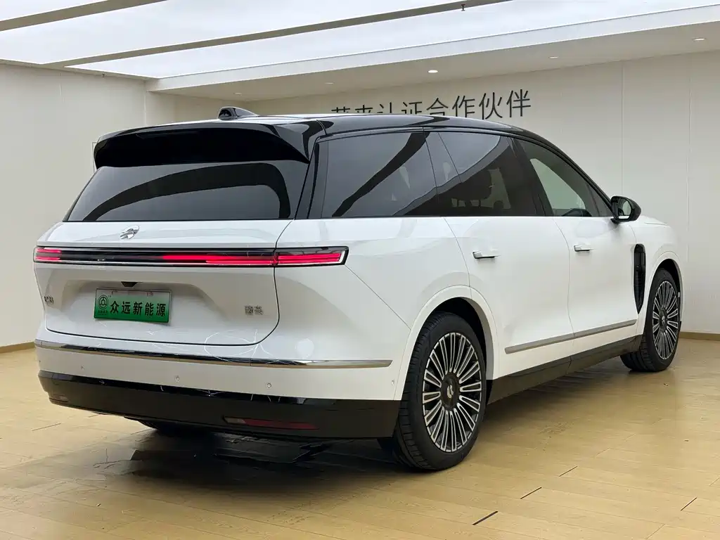 NIO ES8 — миниатюра 33