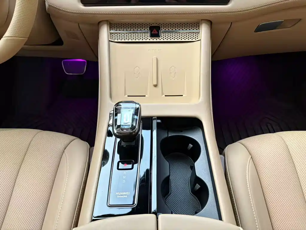 AITO AITO M7 — миниатюра 12