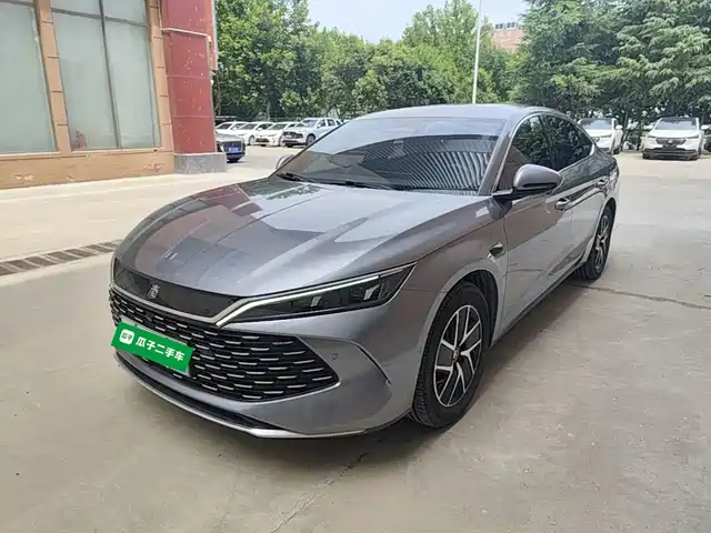 2025 BYD Qin