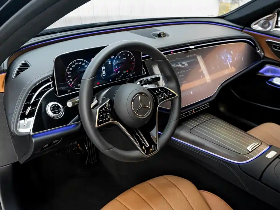 Mercedes-Benz E-Class — миниатюра 26