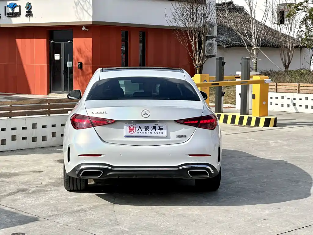 MERCEDES-BENZ C CLASS