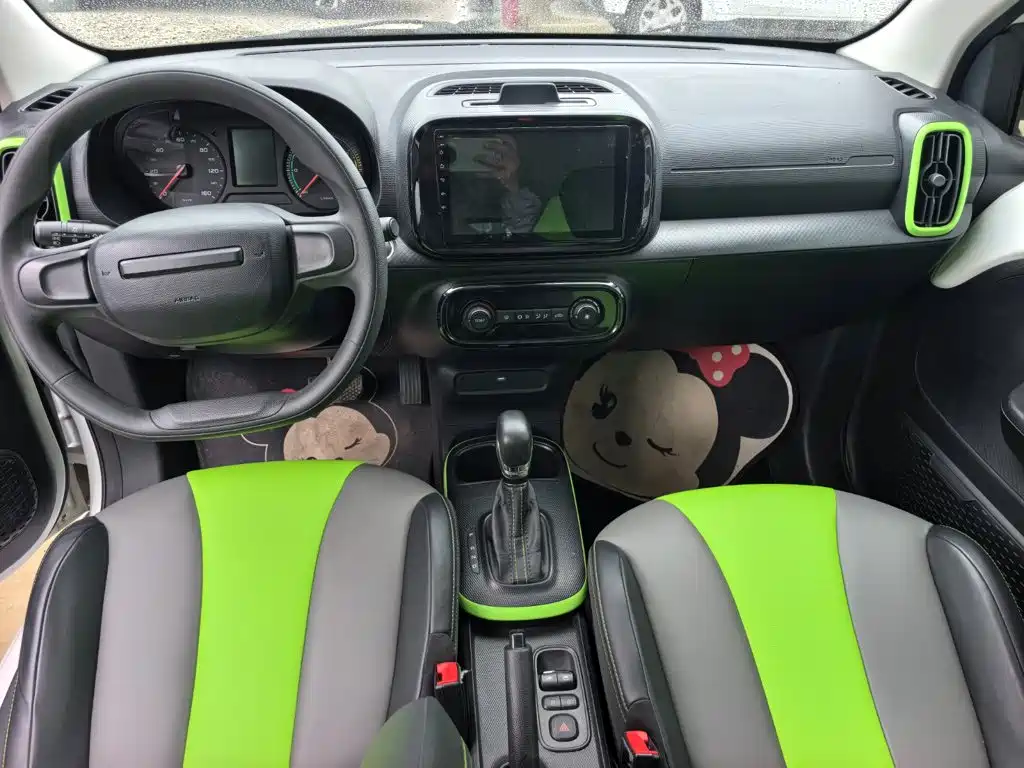 Roewe Clever — миниатюра 10