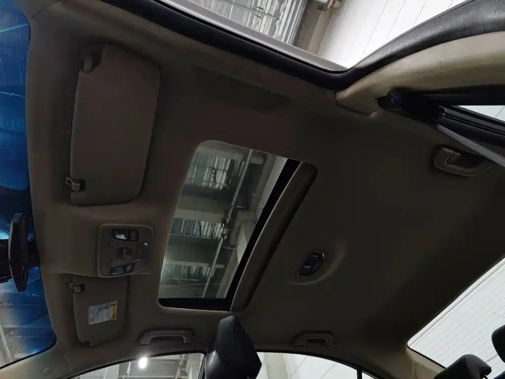 Geely Emgrand — миниатюра 14