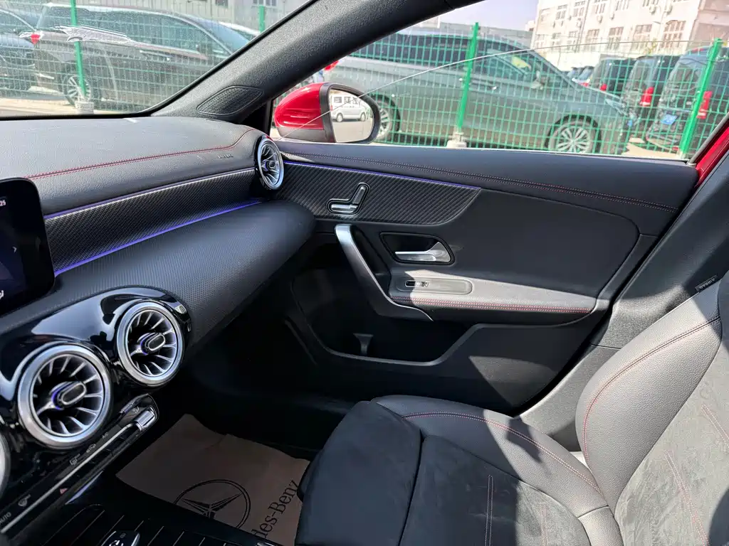 MERCEDES-BENZ A CLASS