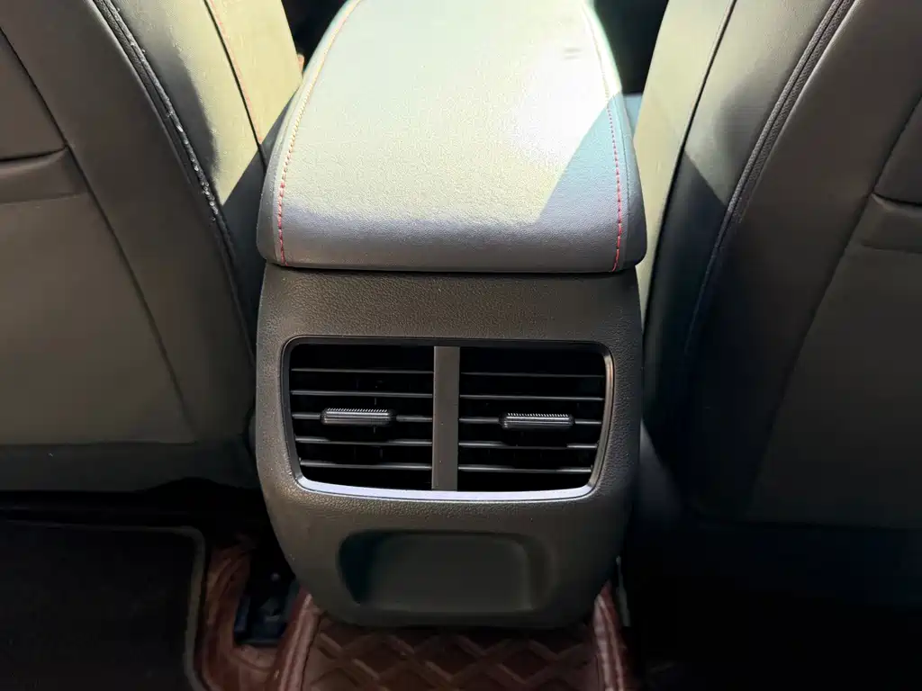 Hyundai Sonata — миниатюра 19