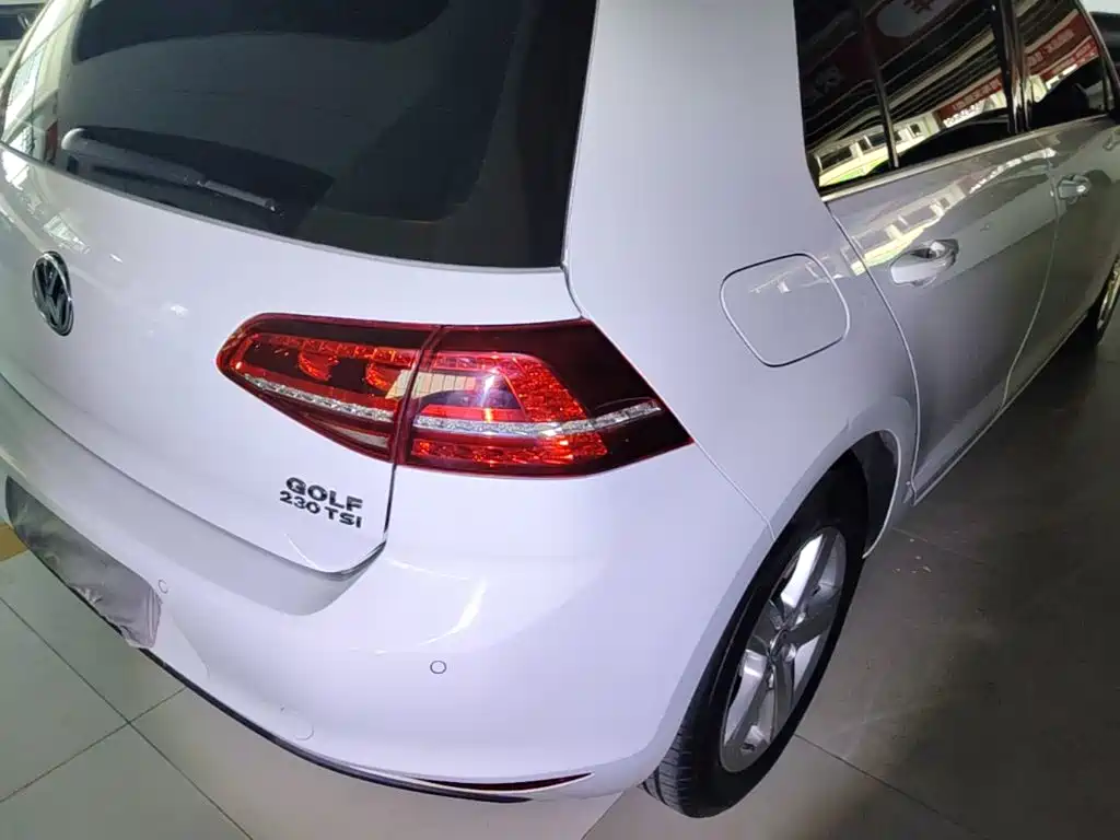 Volkswagen Golf — миниатюра 8