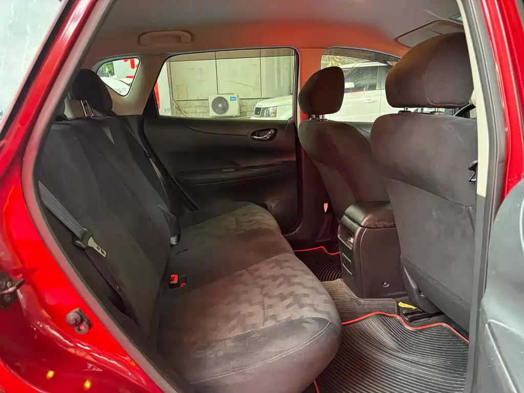 Nissan Tiida 1.6L CVT Comfort Type, фото 10