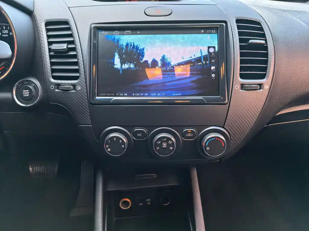Kia K3 — миниатюра 15