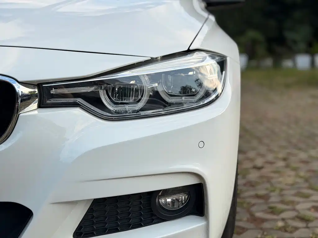 BMW 3 Series — миниатюра 2