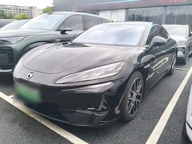 2024 Denza Z9