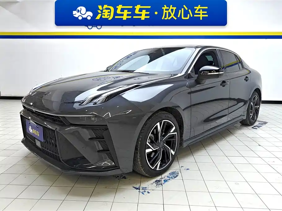 Купить Lynk & Co 03