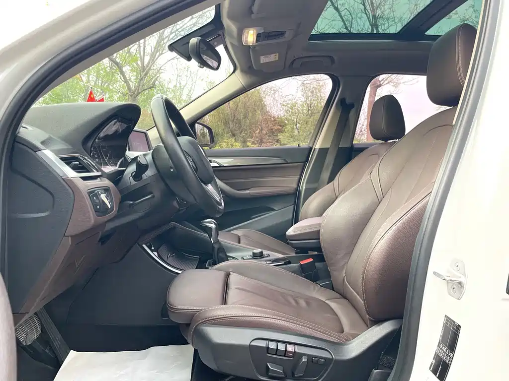BMW X1 — миниатюра 9