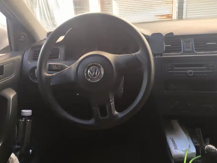 Volkswagen Santana — миниатюра 15