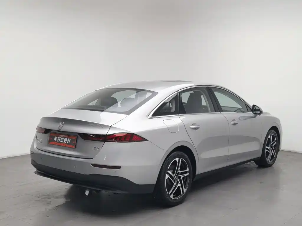 Roewe D7 — миниатюра 2