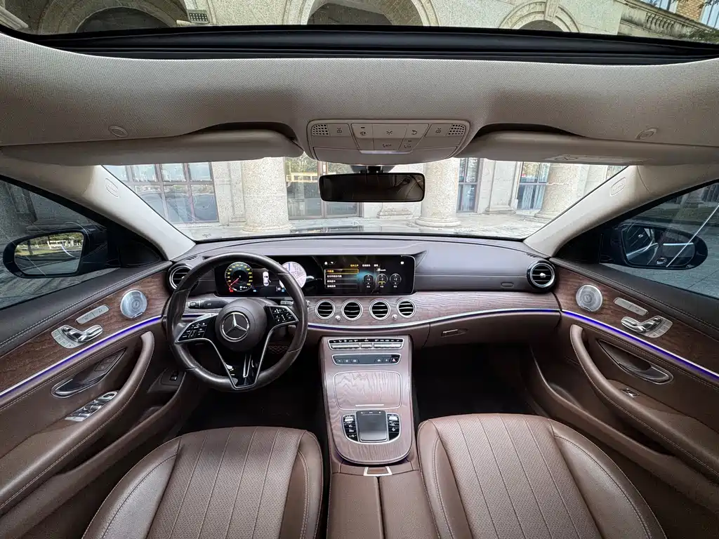 MERCEDES-BENZ E CLASS