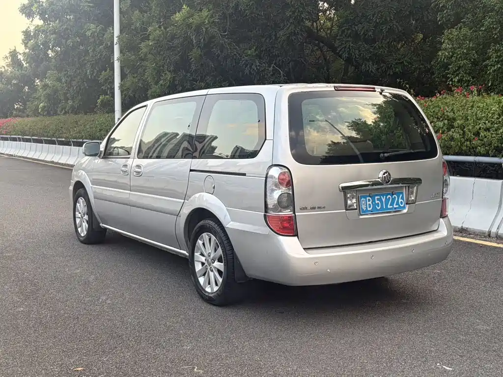 Buick GL8 — миниатюра 4