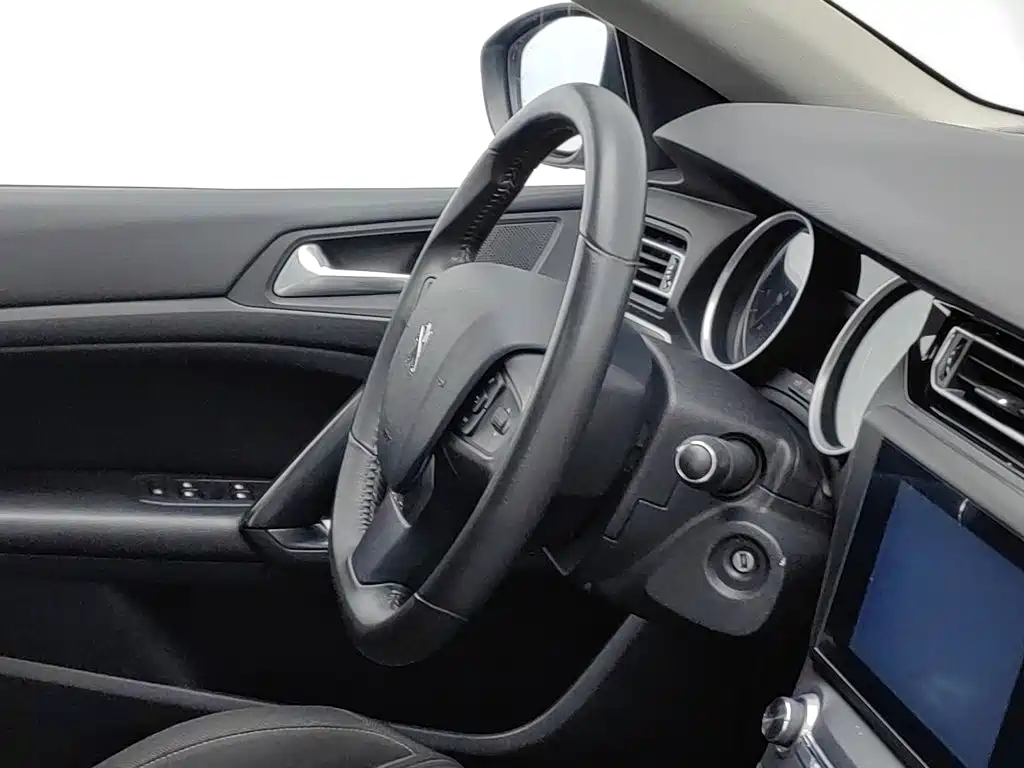 Peugeot 408 — миниатюра 22