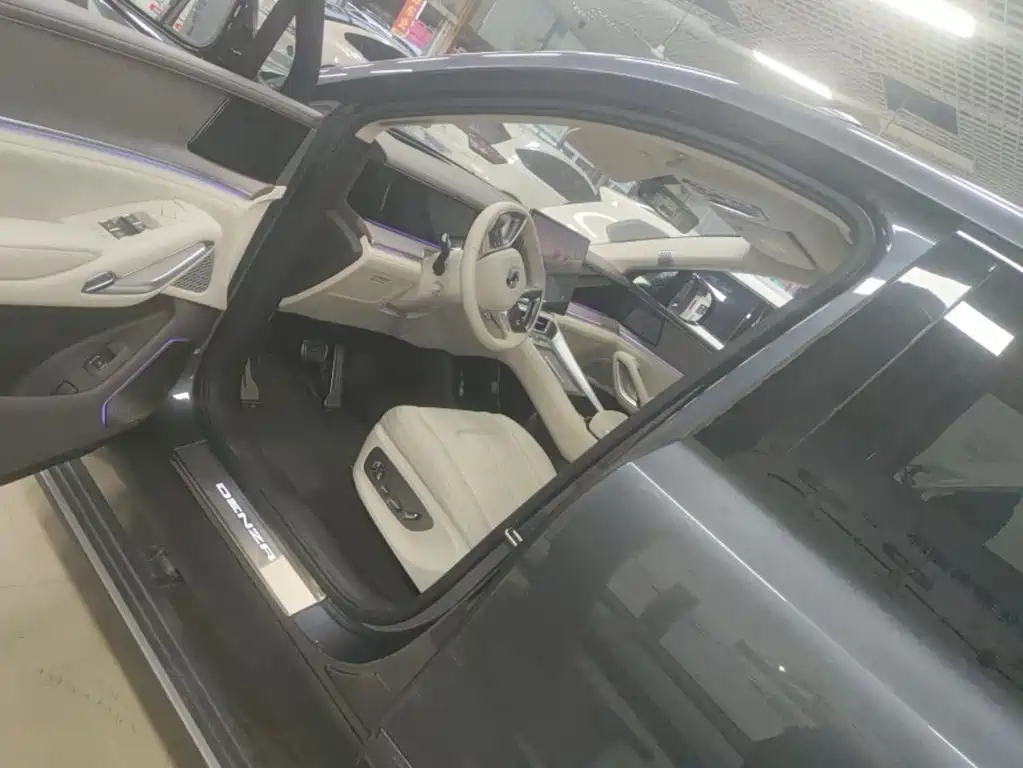 Denza N9 2025 Flagship