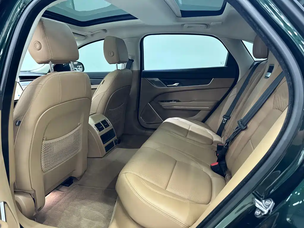 Jaguar XFL — миниатюра 20