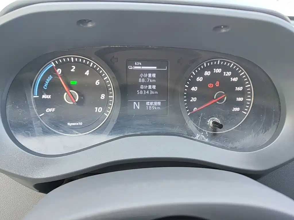 Wuling Yangguang — миниатюра 12