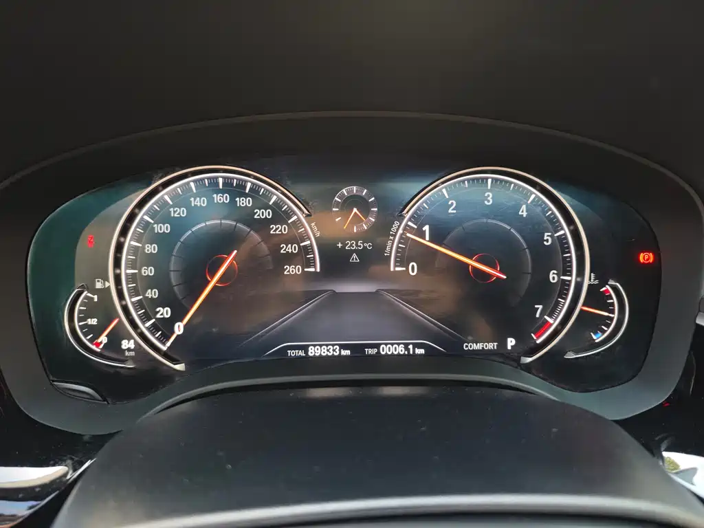 BMW 5 Series — миниатюра 18