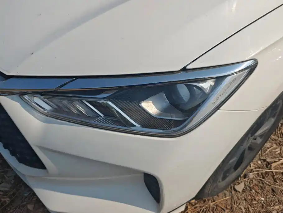 BYD e3 — миниатюра 5