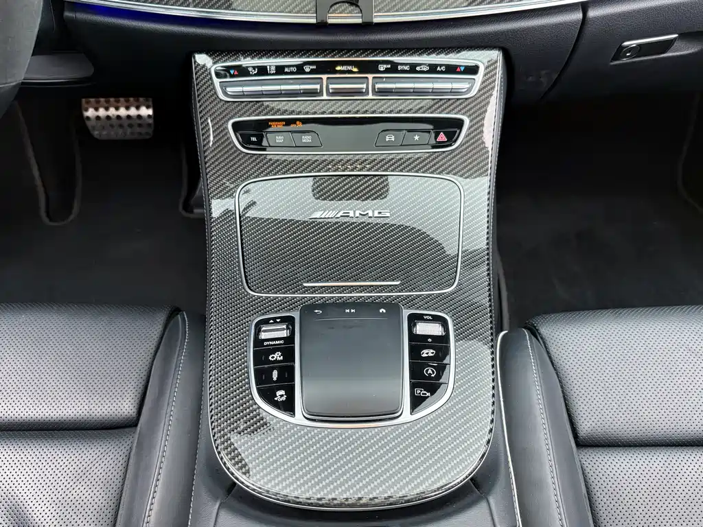 MERCEDES-BENZ E CLASS AMG