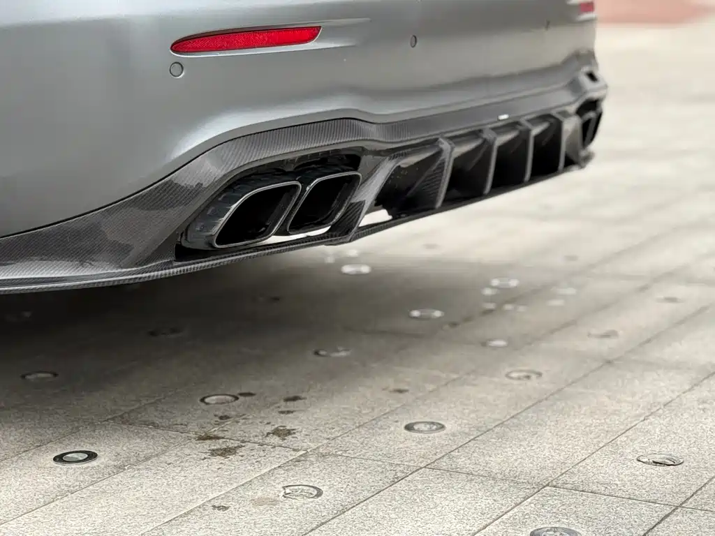 MERCEDES-BENZ E CLASS AMG