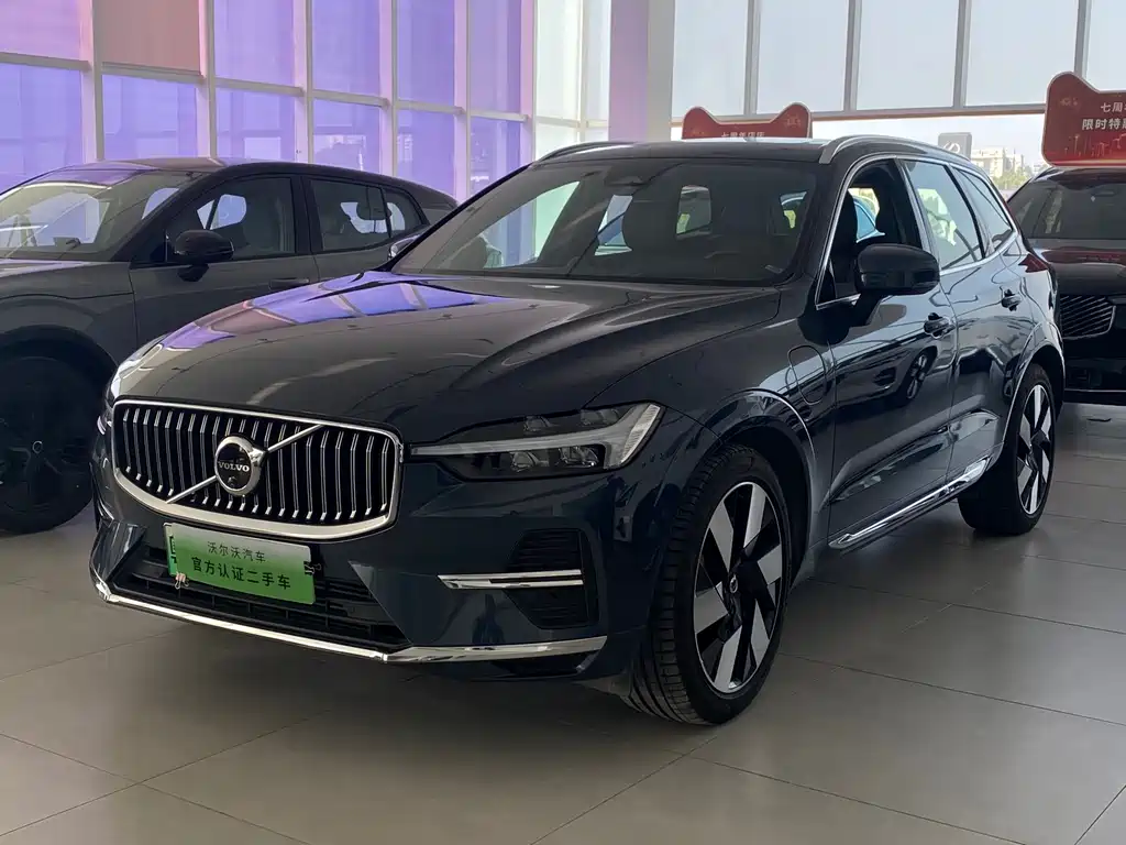 Volvo XC60 PHEV 2024