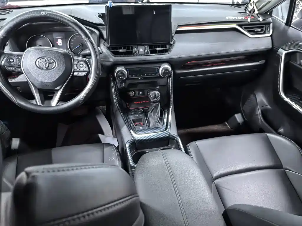 Toyota Wildlander — миниатюра 8