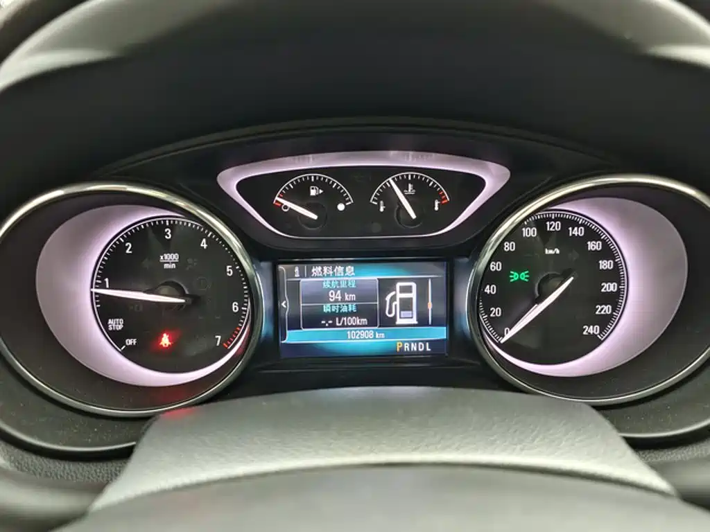 Buick Envision Plus — миниатюра 5