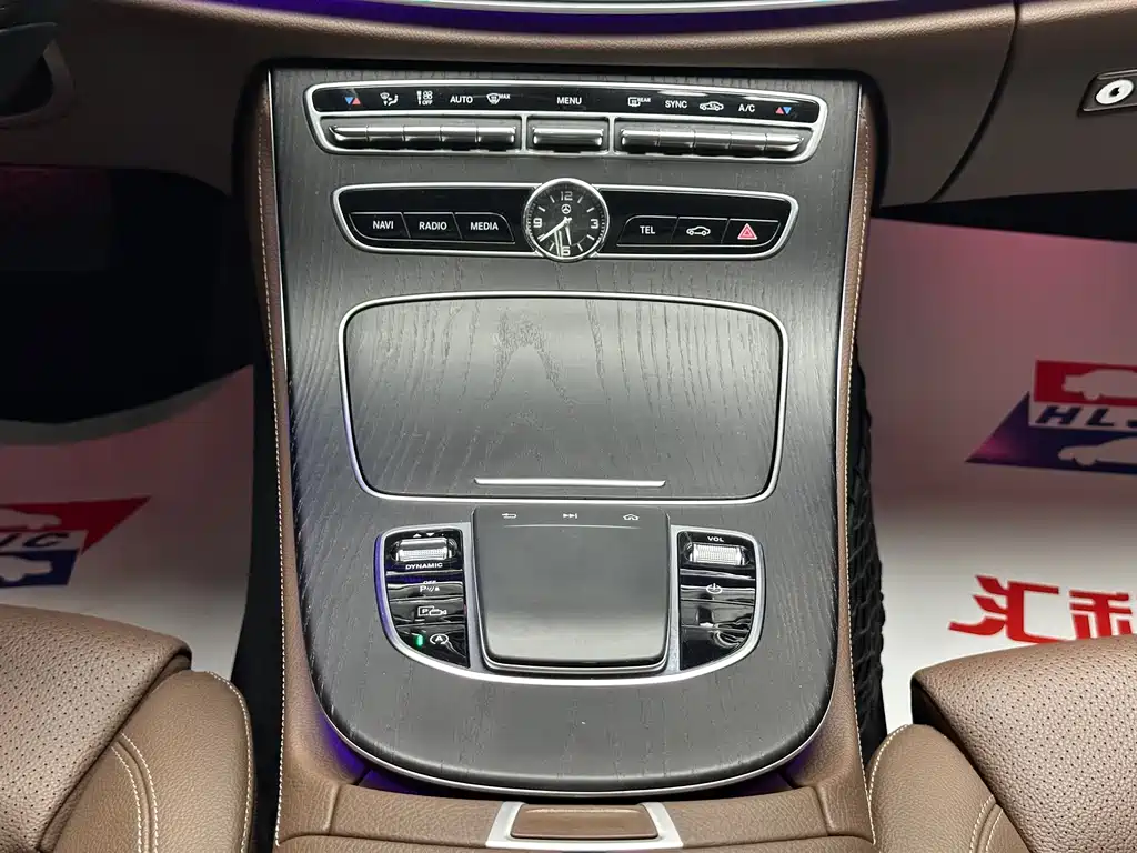 Mercedes-Benz E-Class — миниатюра 13