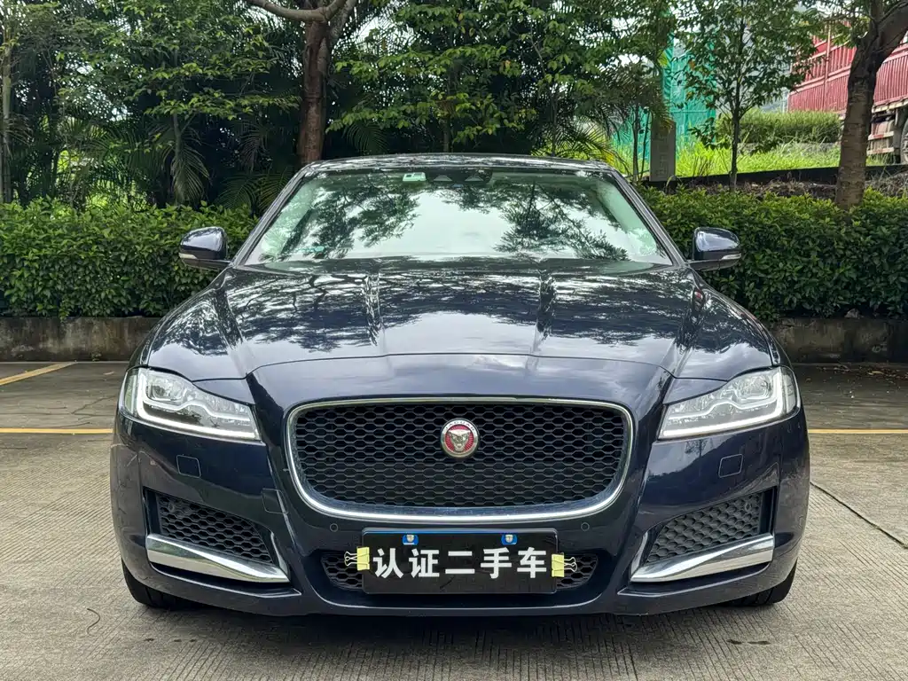 Jaguar XFL XFL 2.0T 250PS Luxury Edition, фото 2