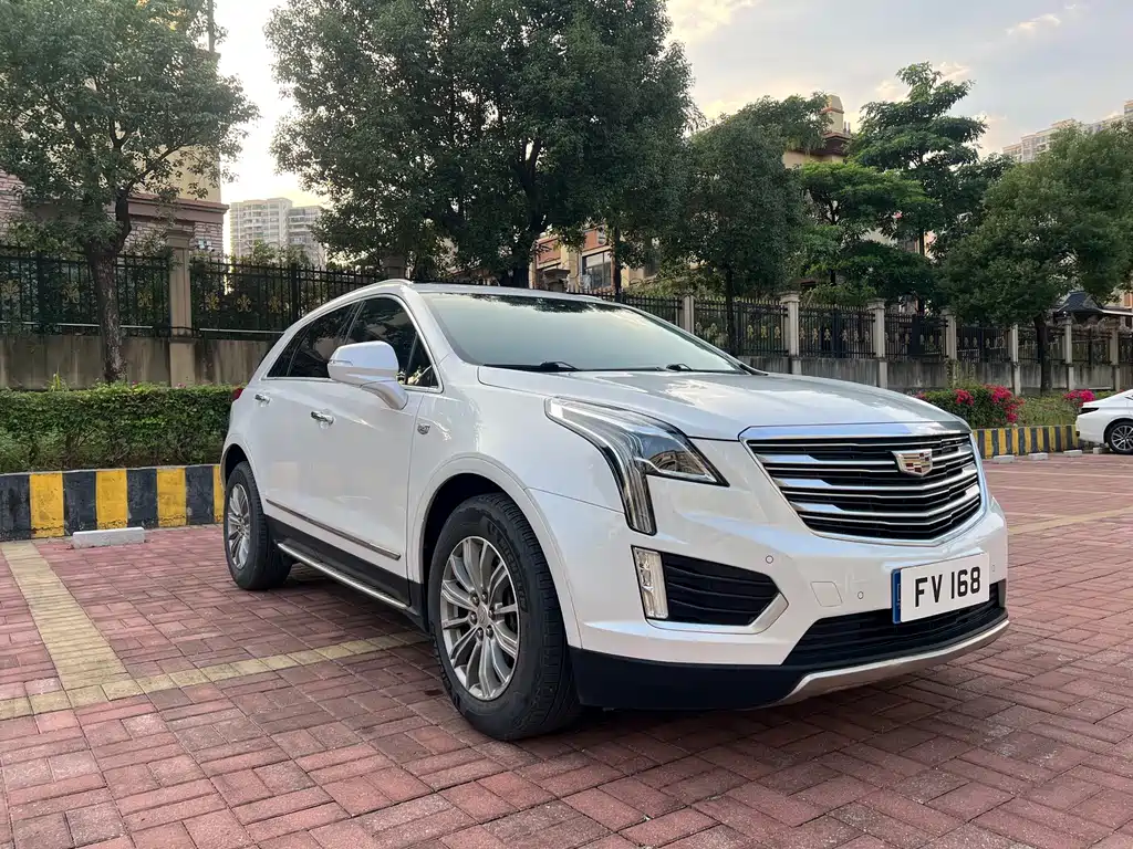 Cadillac XT5 — миниатюра 3