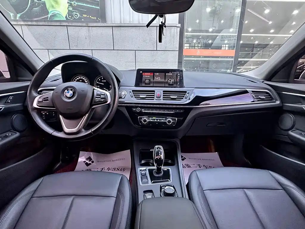 BMW 1 Series — миниатюра 11