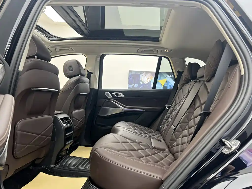 BMW X5 — миниатюра 23
