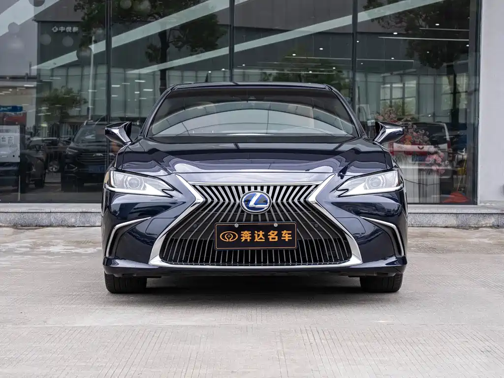 Lexus ES — миниатюра 2