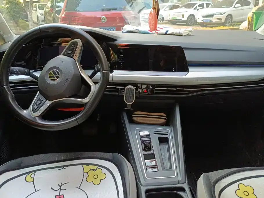 Volkswagen Golf — миниатюра 12