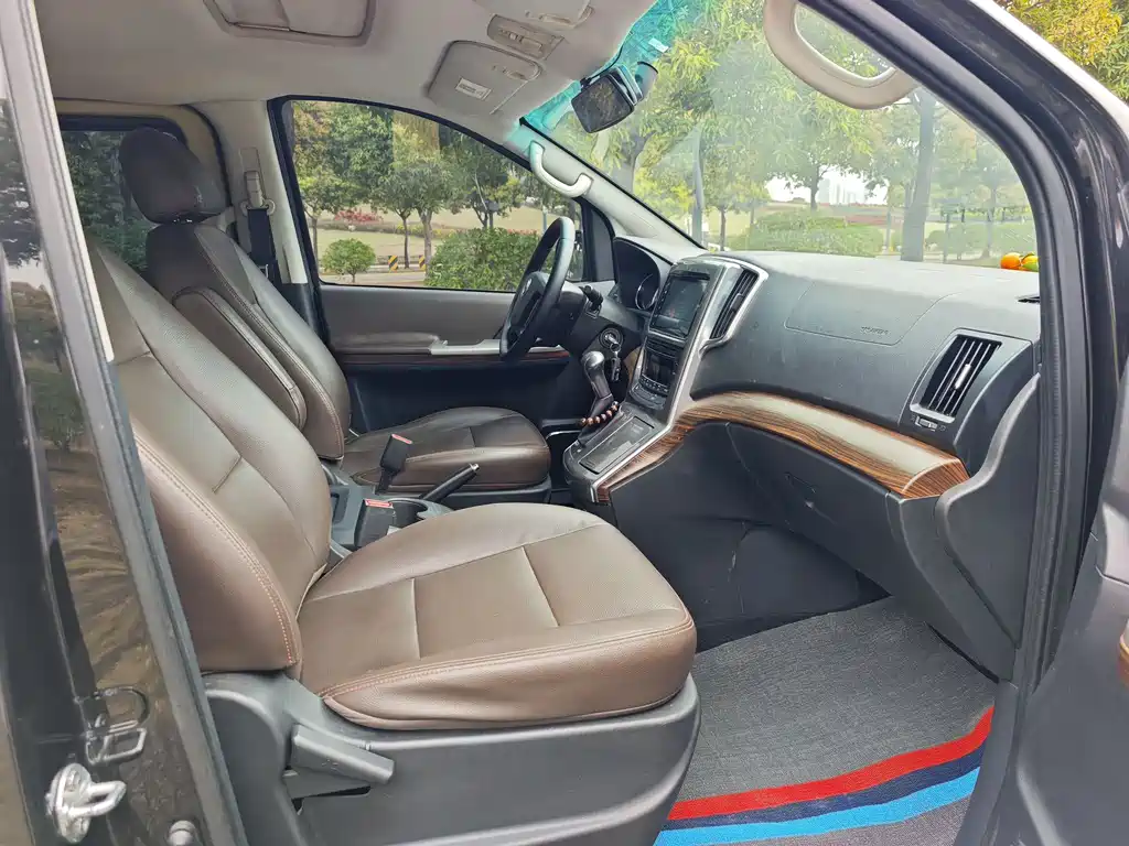 DONGFENG POPULAR CM7