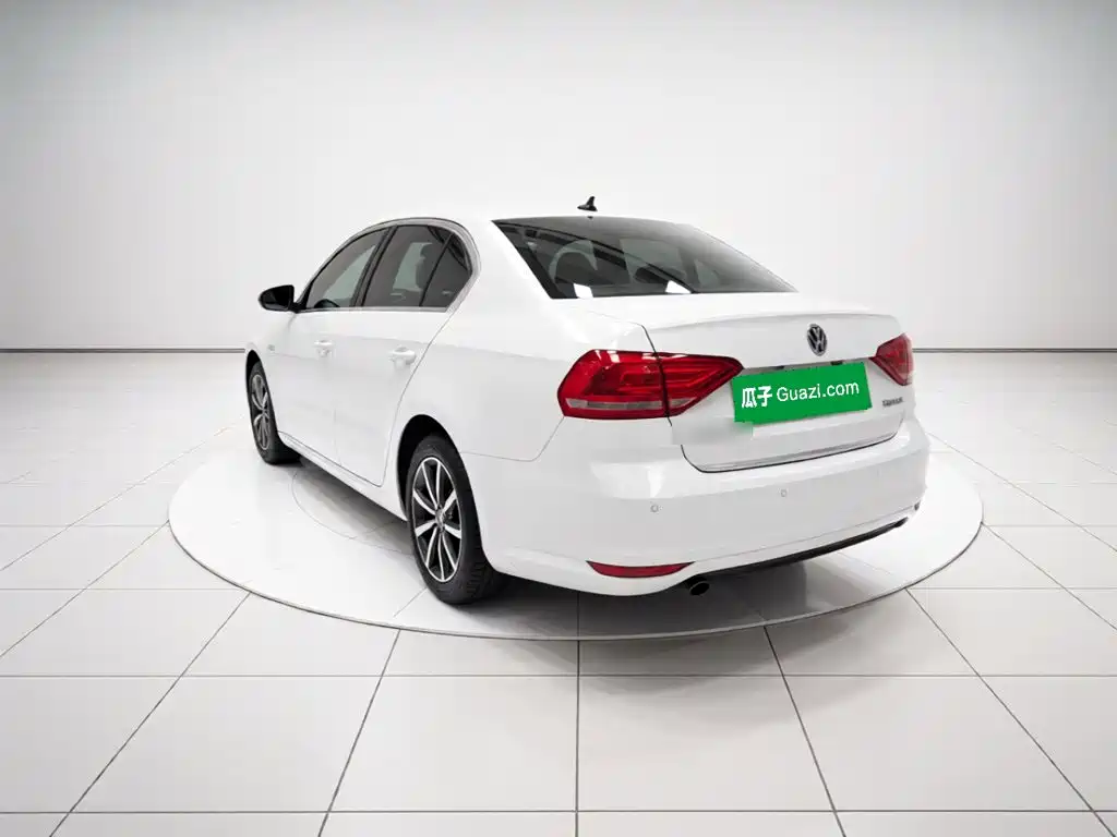 Volkswagen Lavida — миниатюра 4