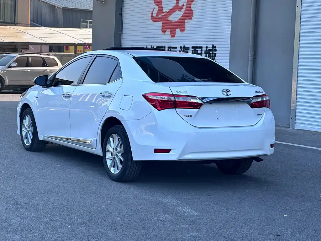 Toyota Corolla — миниатюра 7
