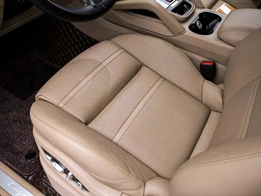 Porsche Cayenne Hybrid — миниатюра 16