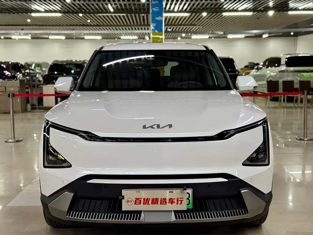 KIA EV5
