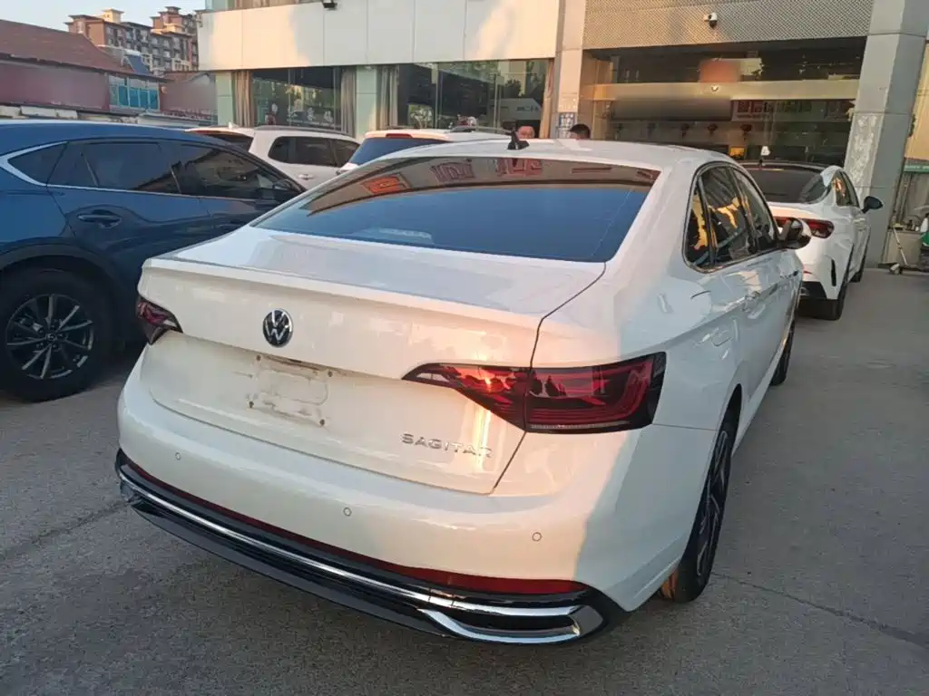 Volkswagen Sagitar — миниатюра 5
