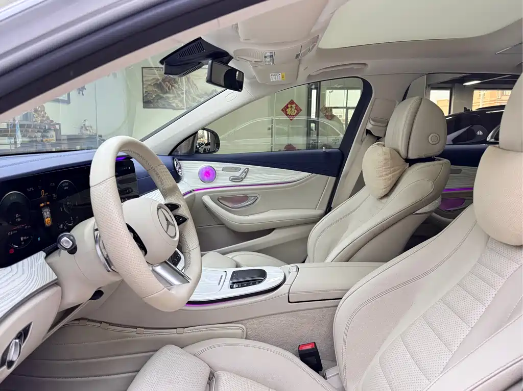 MERCEDES-BENZ E CLASS