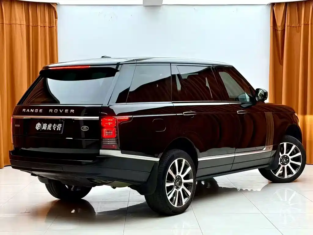 Land Rover Range Rover — миниатюра 4